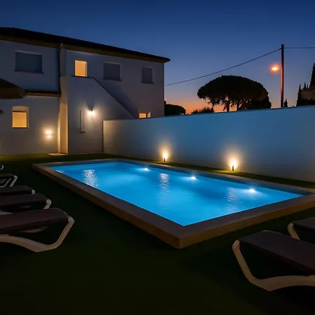 Con Piscina Comunitaria Lugar Tranquilo Facil Aparcamientos
